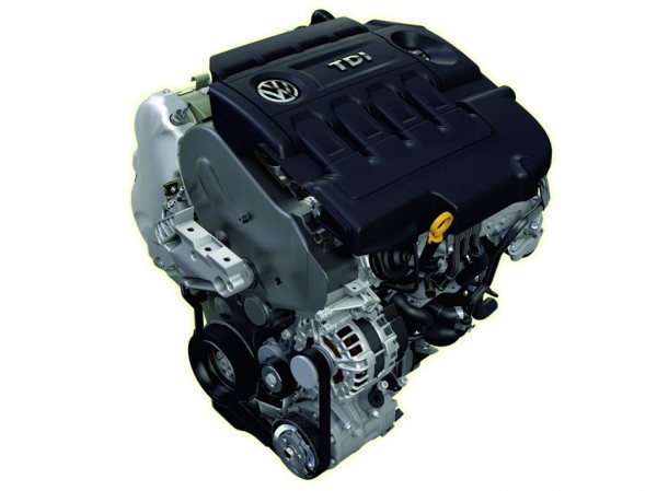 VW Golf TDI BlueMotion engine resize 600x449