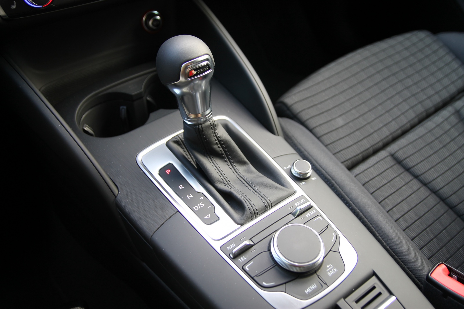 Audi A3 Spotcback 2013 12